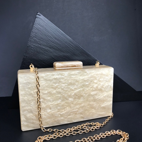 Acrylic Party Box in Natural - Picture 7 of 8